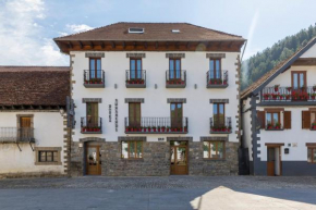 Hotel Rural Auñamendi